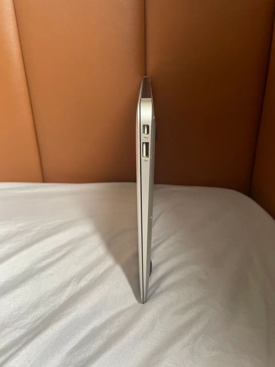 MacBook Air 11inch Early 2014 シルバー MacBook Air (11 polegadas, início de 2014) - Especificações