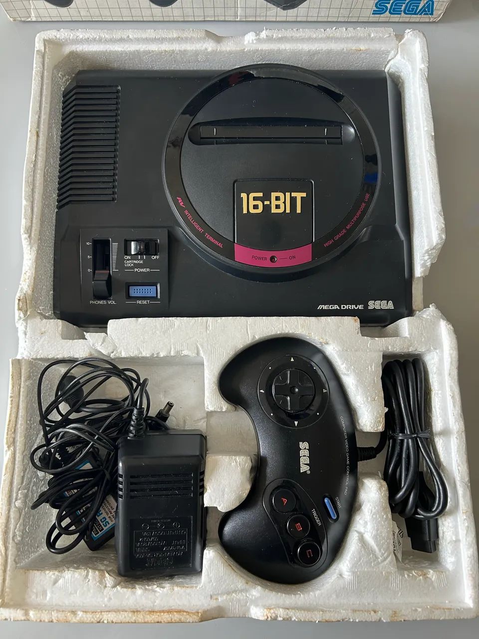 Mega Drive 1 JP + 6 Jogos - Foto 2