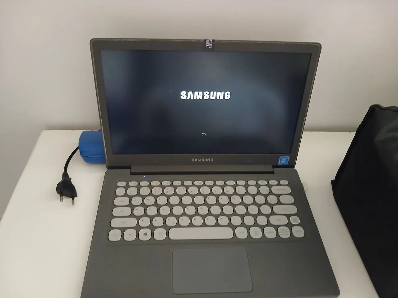 Vendo notebook Samsung  - Foto 3
