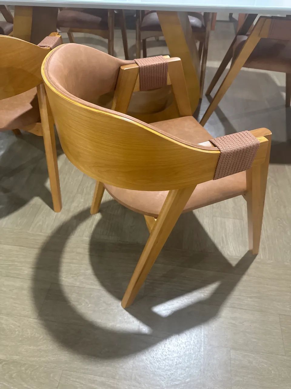 Cadeira para mesa de jantar / NOVO  - Foto 3