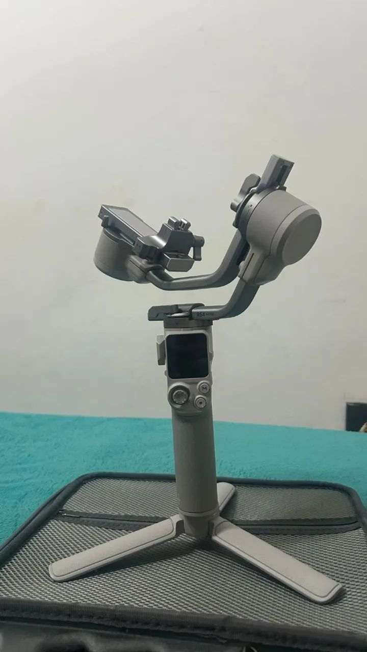 Estabilizador/Gimbal Dji rs4 Mini