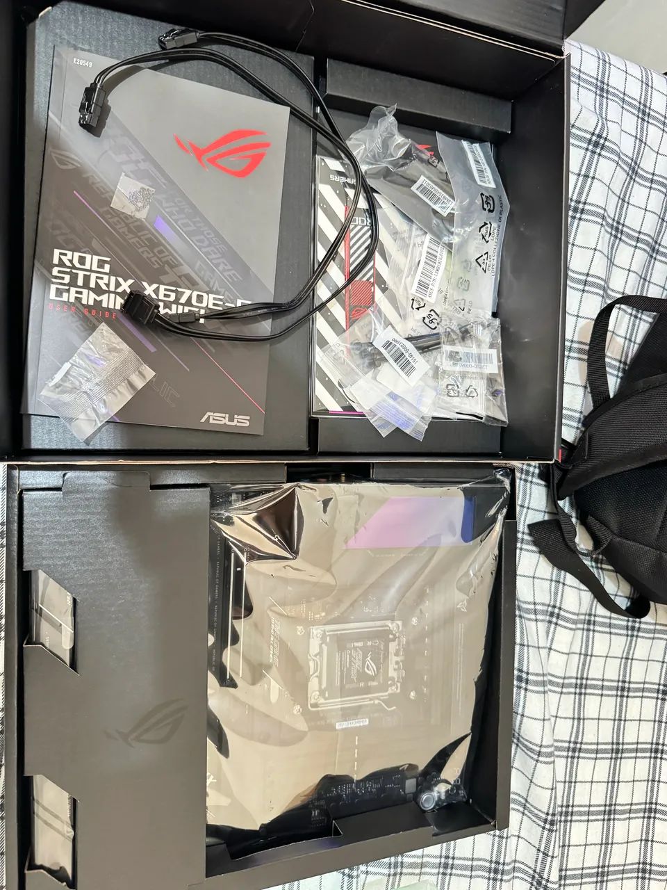 Placa mãe Rog Strix x670E-E - Foto 2
