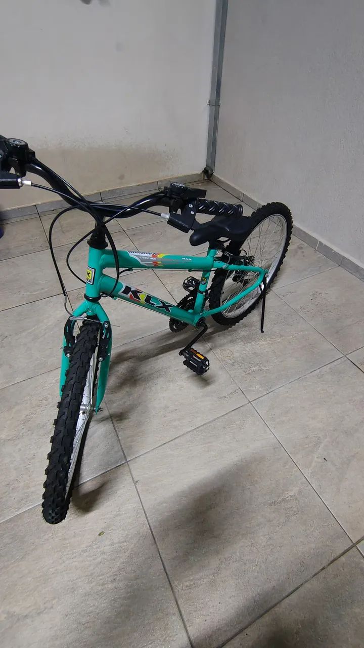 Vendo bicicleta infantil aro 24 com 21 marchas - Foto 4