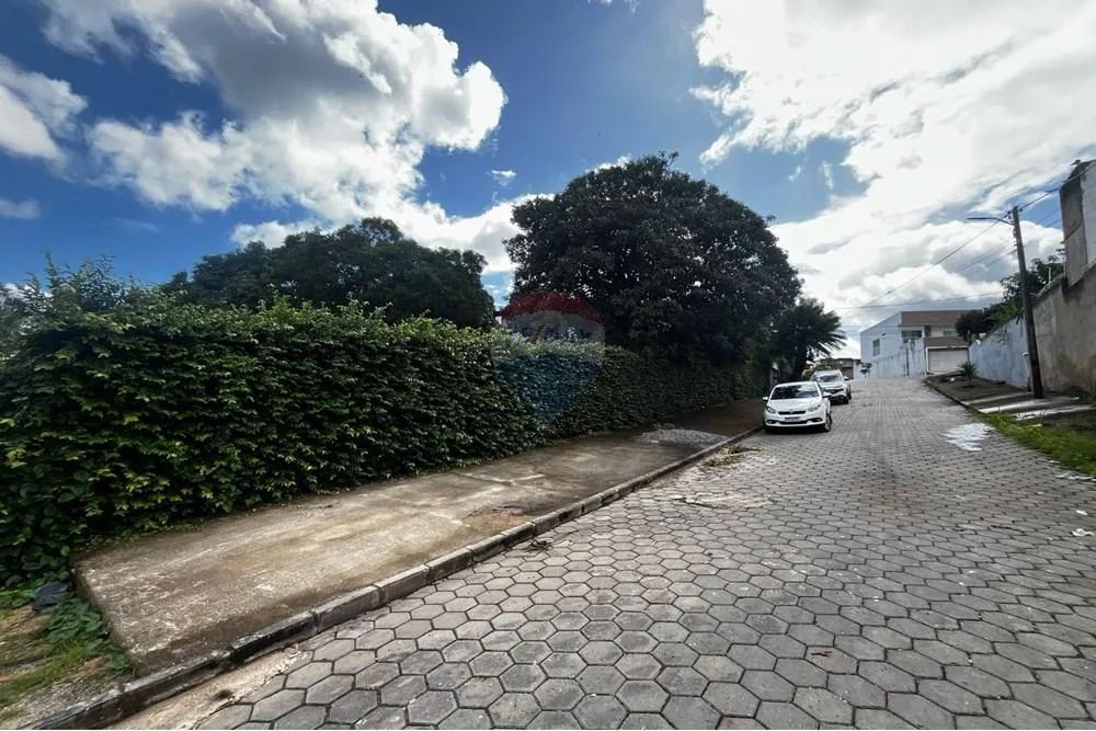 Terreno Ideal em Itamaraju: 247m² no Centro!