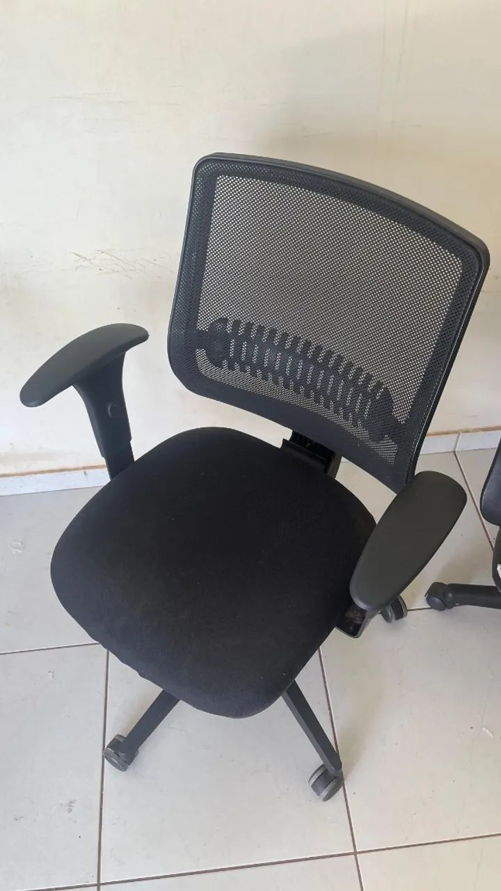 Cadeira Flexform Uni All Black - Foto 3