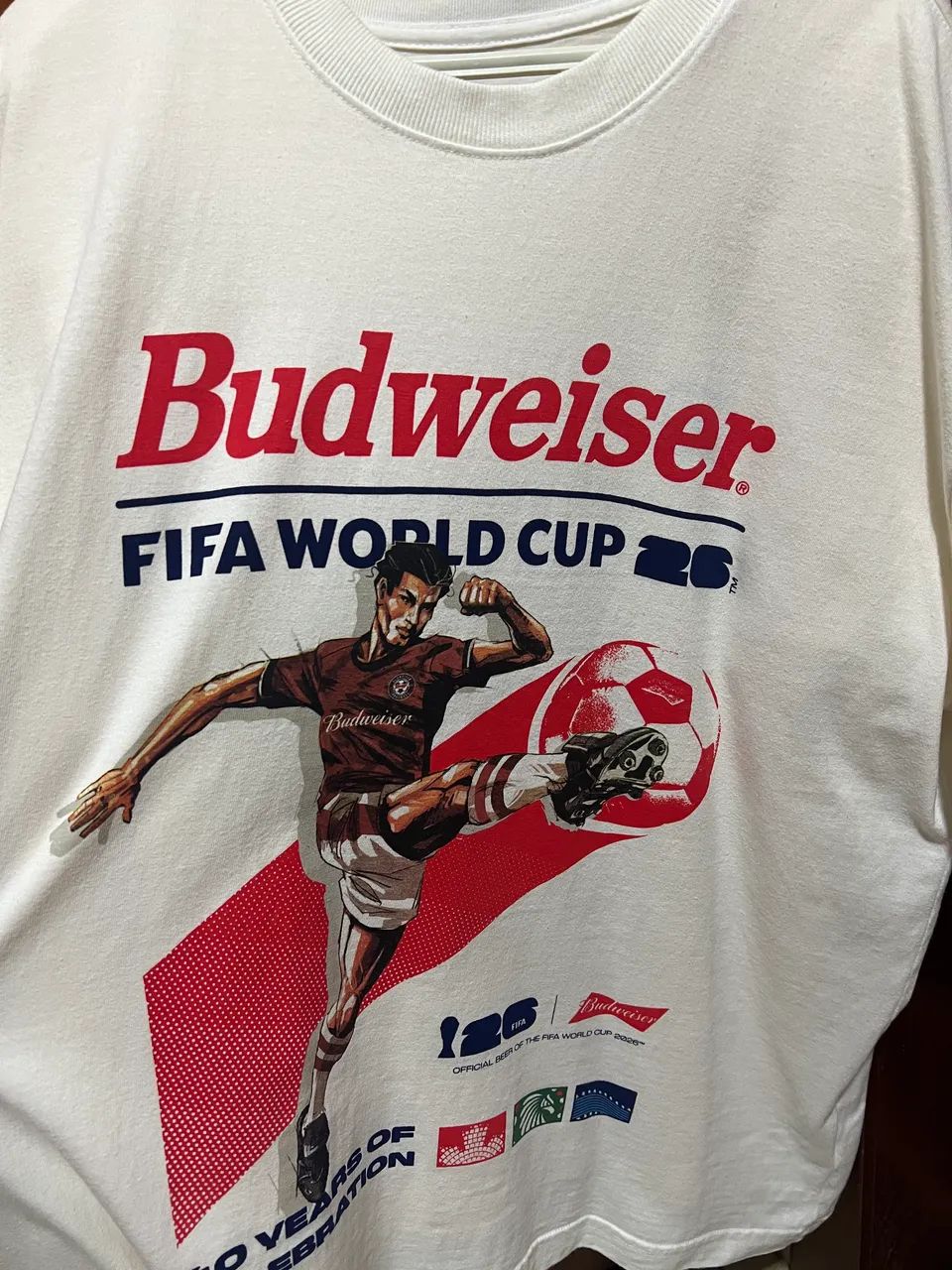 Kit Budweiser Copa do Mundo - Camisa, Alucup e Bolsa transversal  - Foto 2