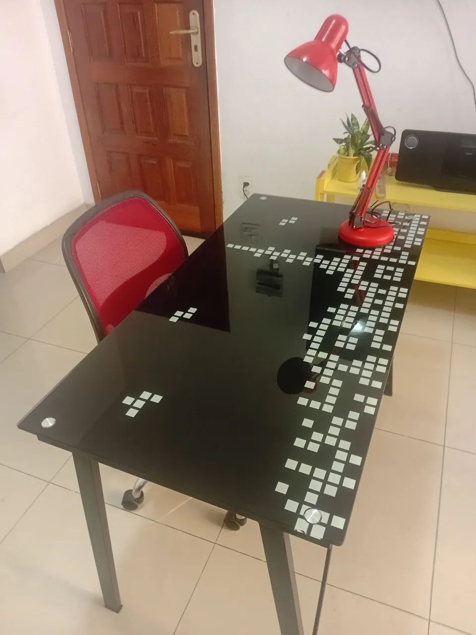 Escrivaninha com cadeira  - Foto 4