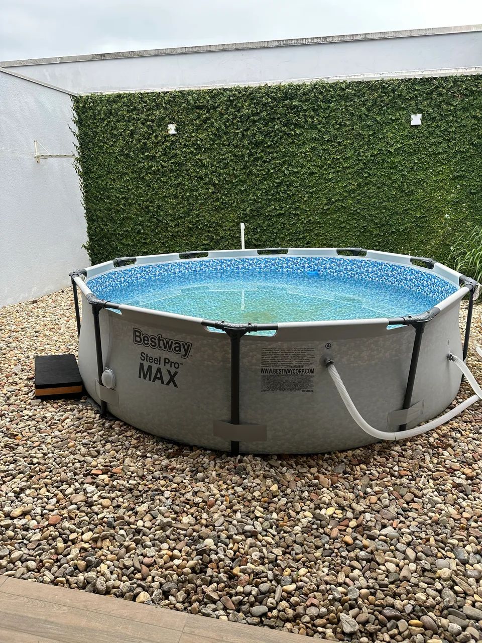 Piscina Estrutural Bestway 4678 litros