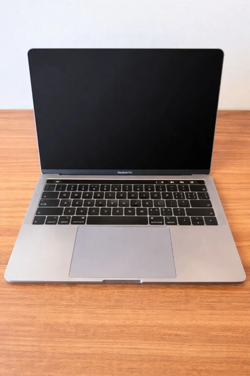 macbook pro 13 2019