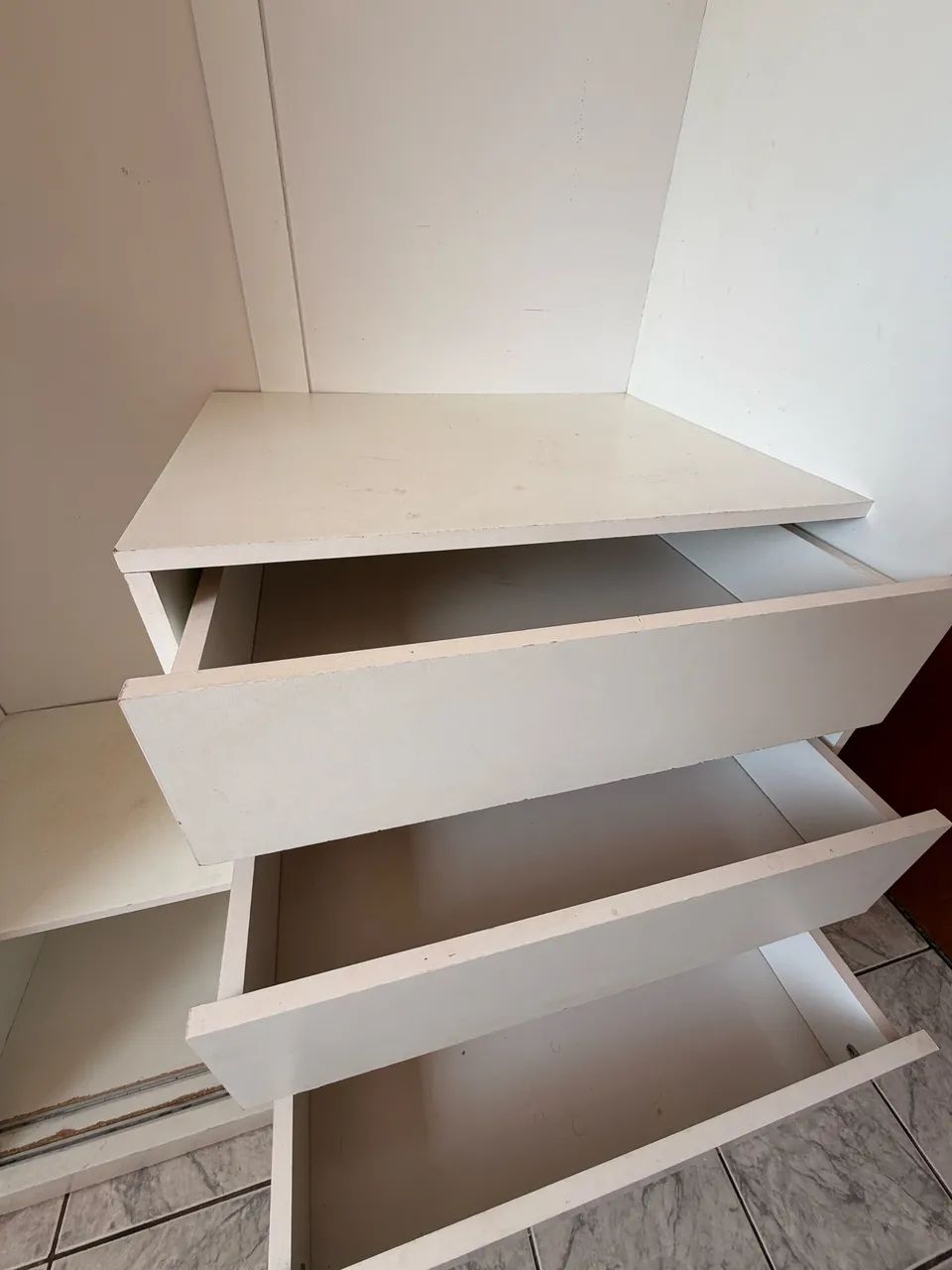 Guarda-Roupa Branco Duas Portas - Foto 4