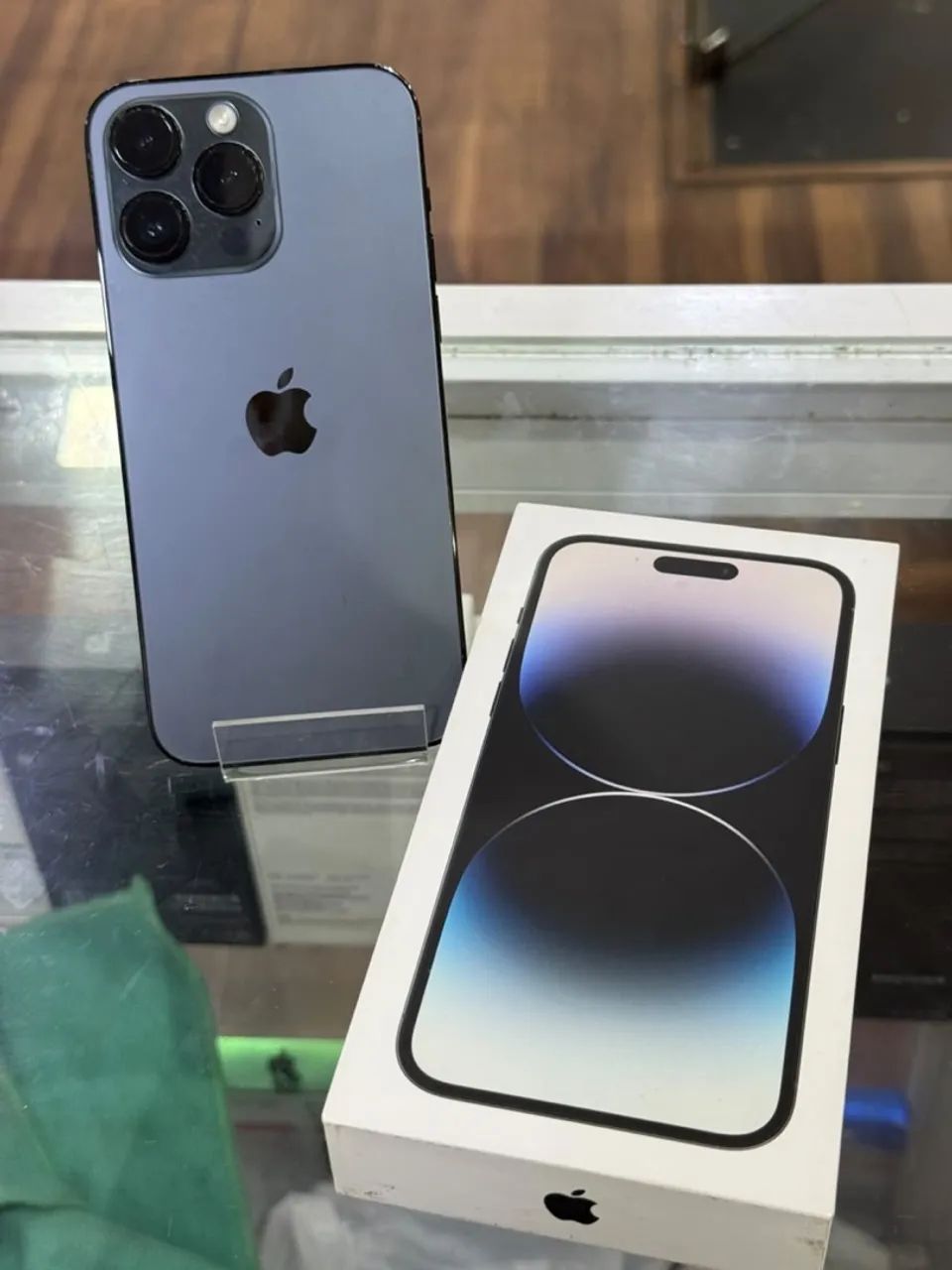 iPhone 14 Pro Max - com caixa, garantia e acessórios  - Foto 2