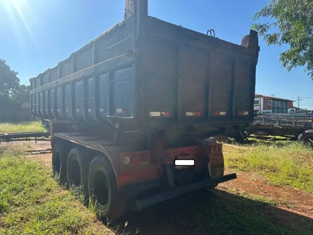 Carreta  IDEROL Caçamba  ano  1989 com pneus - Foto 2
