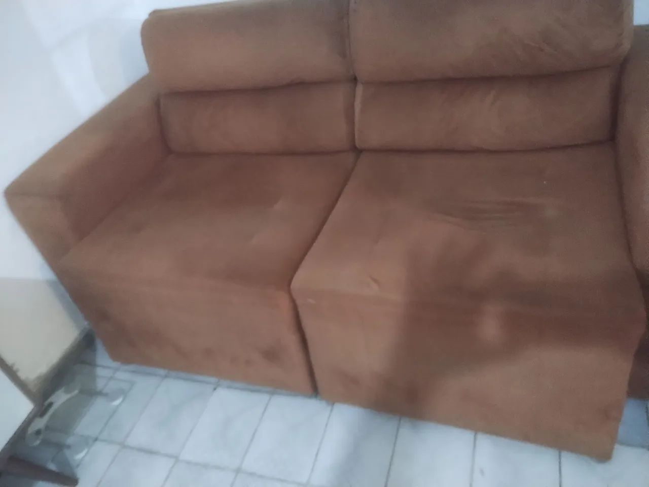Sofá retrátil - semi-novo com 3 acentos  - Foto 3