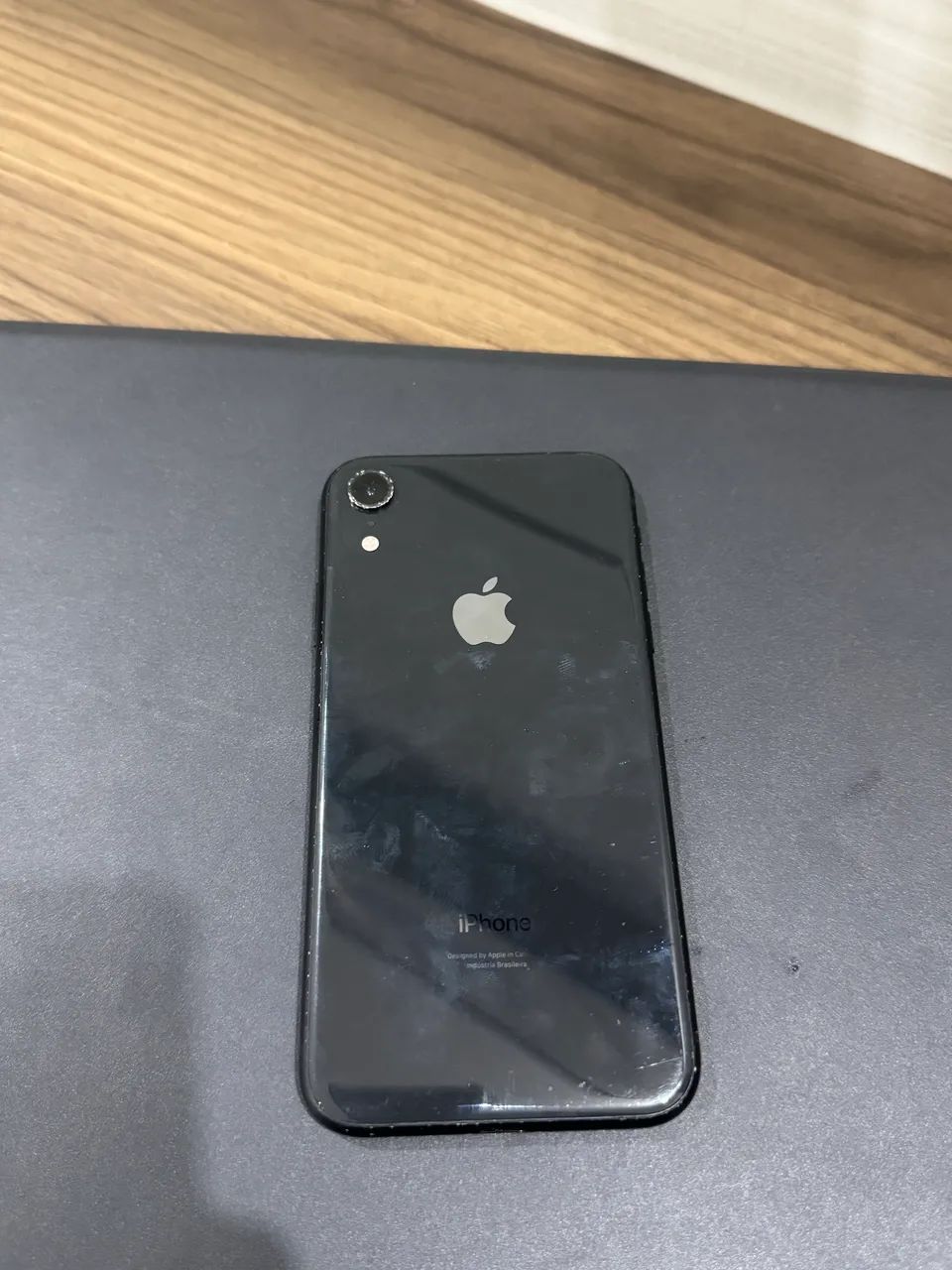 3 iPhones