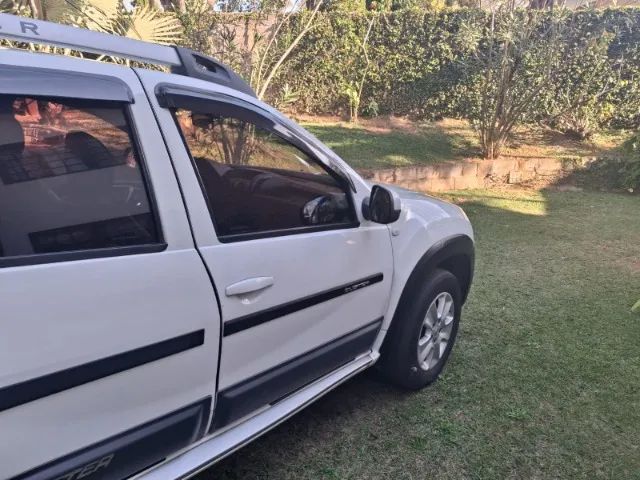 Renault Duster Dynamique 2.0 Hi-flex 16V Aut. 2017 - Foto 4