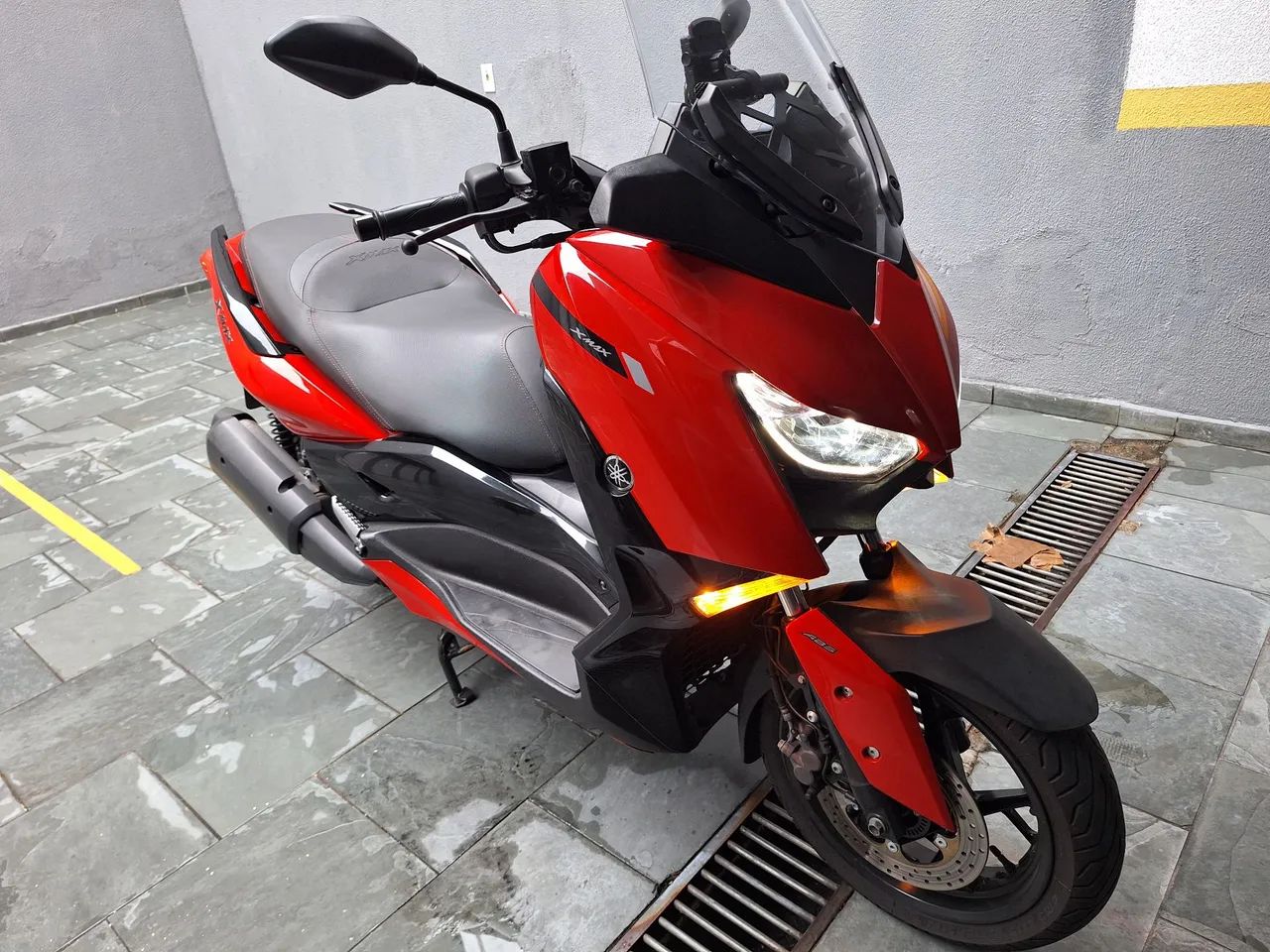 Yamaha Xmax 250cc  ABS - Foto 2