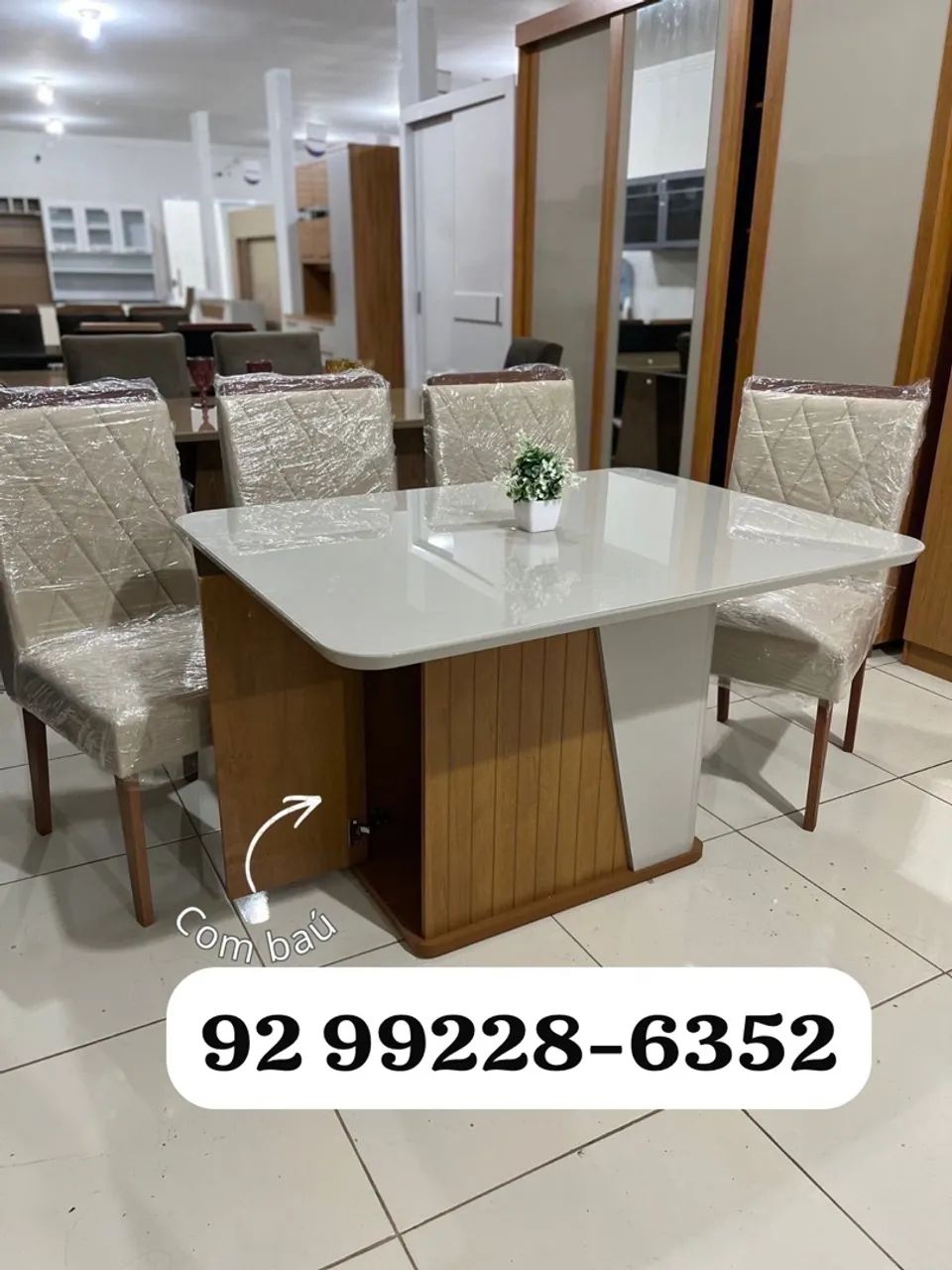 Mesa de jantar 4 lugares nova 