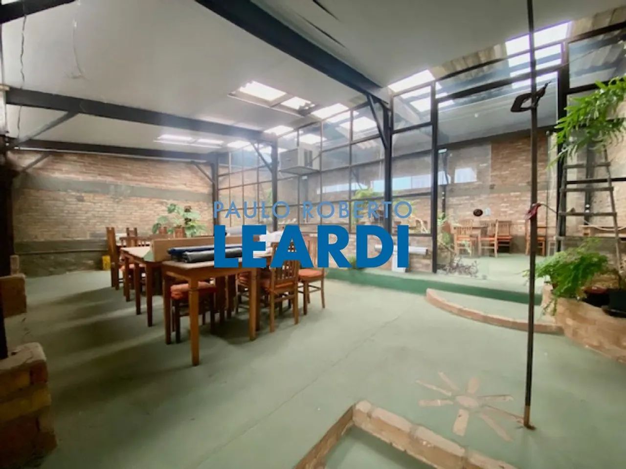 COMERCIAL - VILA MADALENA - SP