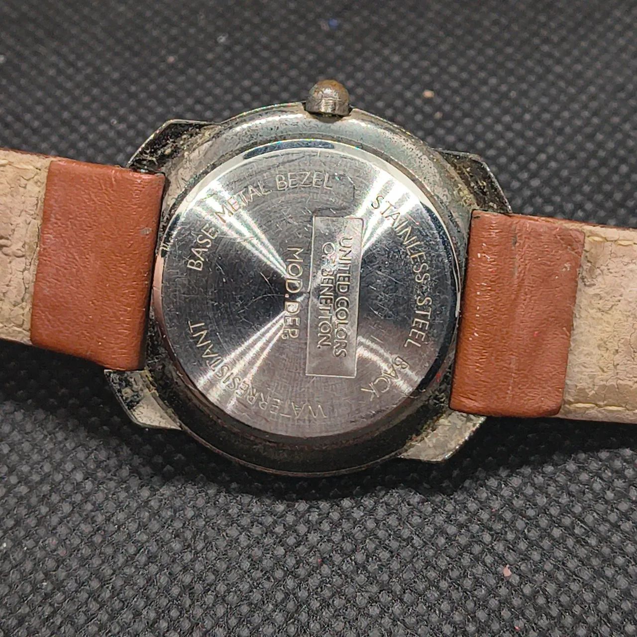 Relógio modelo vintage Benetton by Bulova - Foto 3