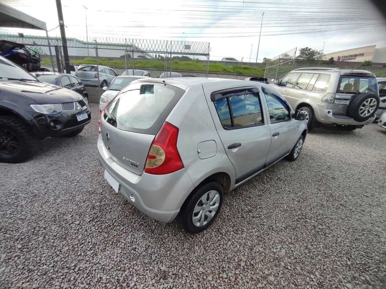 Renault Sandero Expression Hi-flex 1.0 16V 5P 2010 - Foto 4