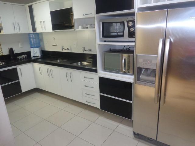 Cobertura C/piscina e churrasqueira p/ 15 pessoas, 3 Suítes C/Ar cond - Foto 2