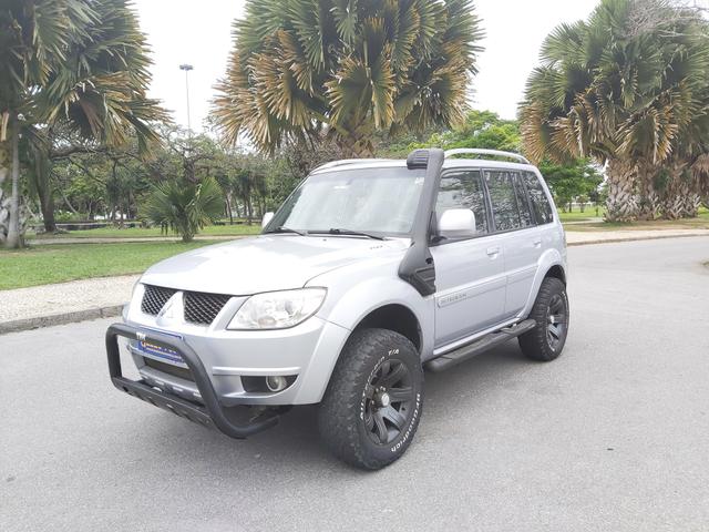 Mitsubishi Pajero TR4 2012 4x4 automatico TOP