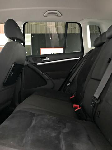 Volkswagen Tiguan TSI 2.0. Preto 2013/13 - Foto 13