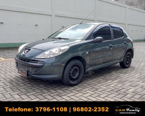 Peugeot 207 XR - 3mil + 699 Mês