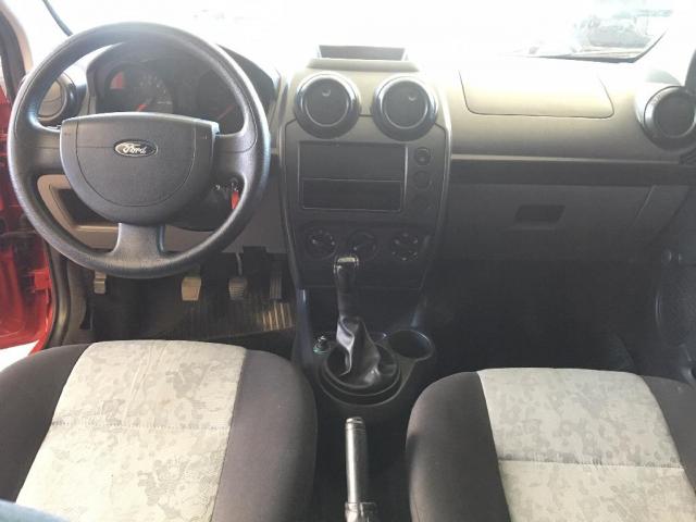 Fiesta Sedan 1.0 8V Flex 4p - Foto 10