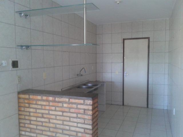 Apartamento Messejana / Barroso, dois quartos. 2 vagas. Condomínio fechado - Foto 13