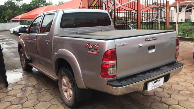 TOYOTA HILUX CD SRV D4-D 4X4 3.0 TDI DIESEL AUT - Foto 4