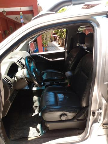 Nissan Frontier SE cab dupla, 4x4 diesel, câmbio manual. Oportunidade - Foto 3