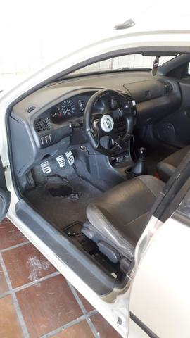 Mazda Protegé - Foto 5
