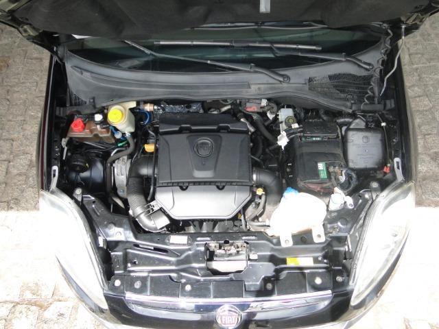 Fiat Punto 1.6 Essence Automatizado 2013/2014 - Foto 7