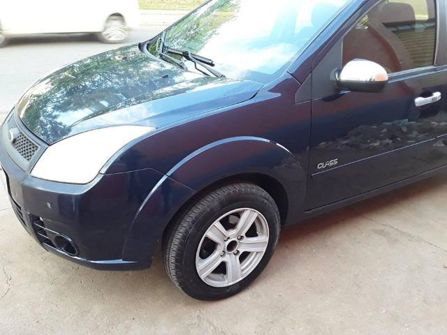 Fiesta sedan 1.6 Azul raridade * - Foto 8