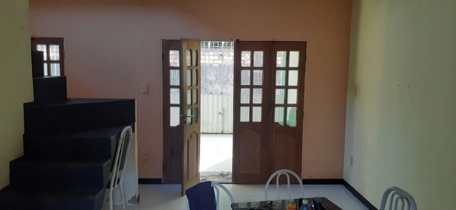 VENDO LINDA CASA DE DOIS ANDARES - Foto 2