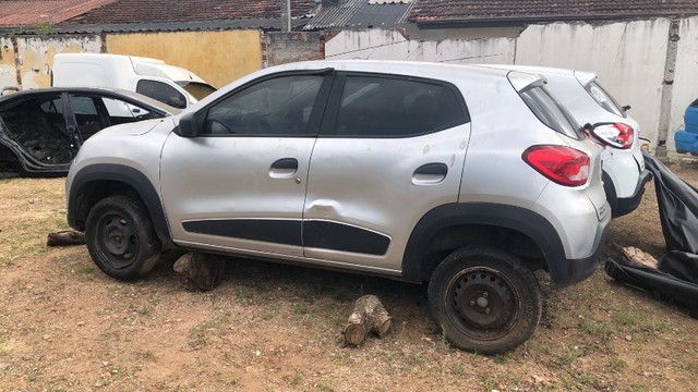 Sucata Renault Kwid 2017 Prata Para Retirada de Peças  - Foto 2