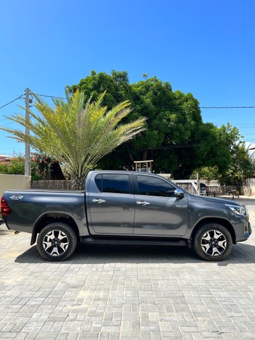 Hilux SRX 20/20 série 50 anos único dono 