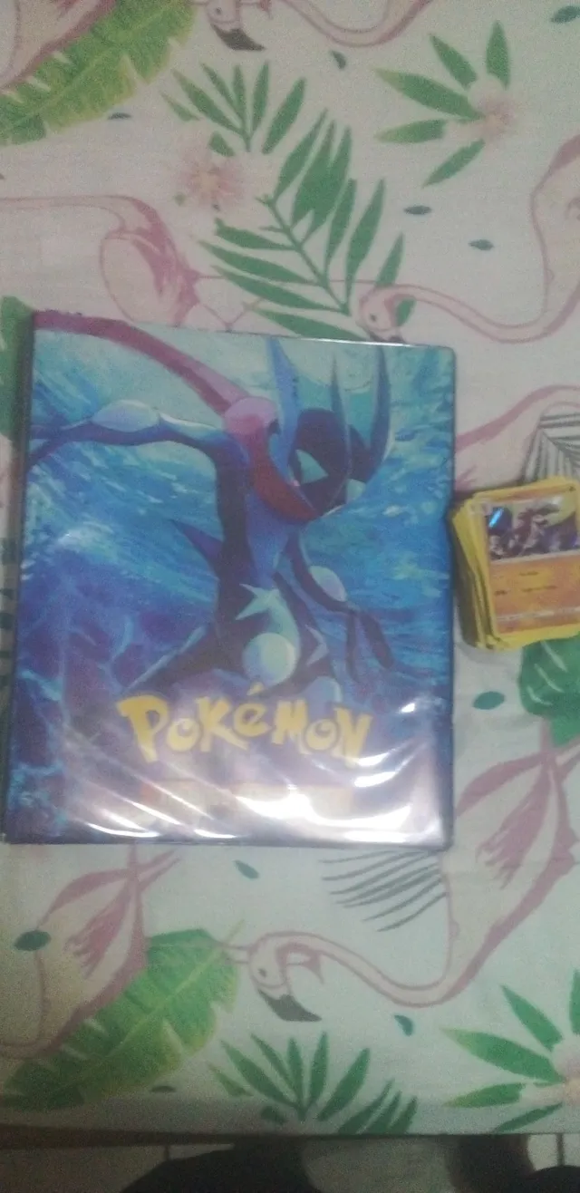 Vendo 60 Cartas de Pokemon Normais e 4 Raras, Produto Masculino Pokemon  Usado 91110177