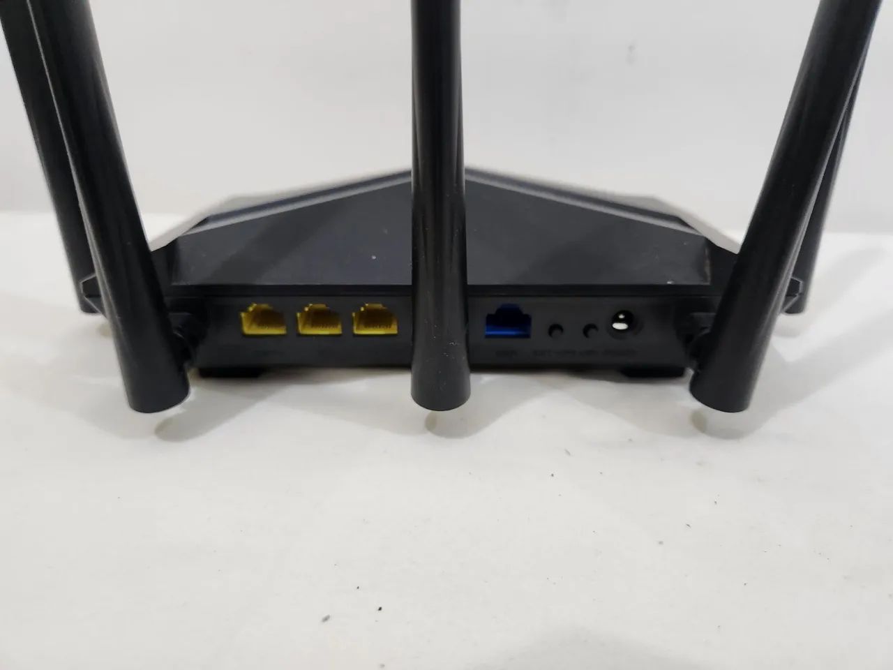 Roteador Tenda 4 Antenas AC11 - Foto 3