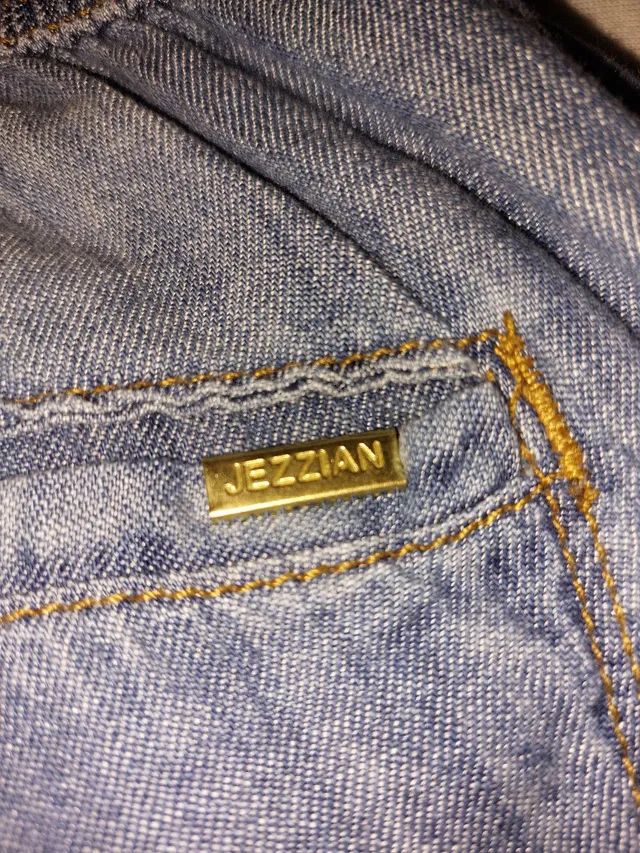 Calca jeans tamanho 42 estado de nova - Foto 3