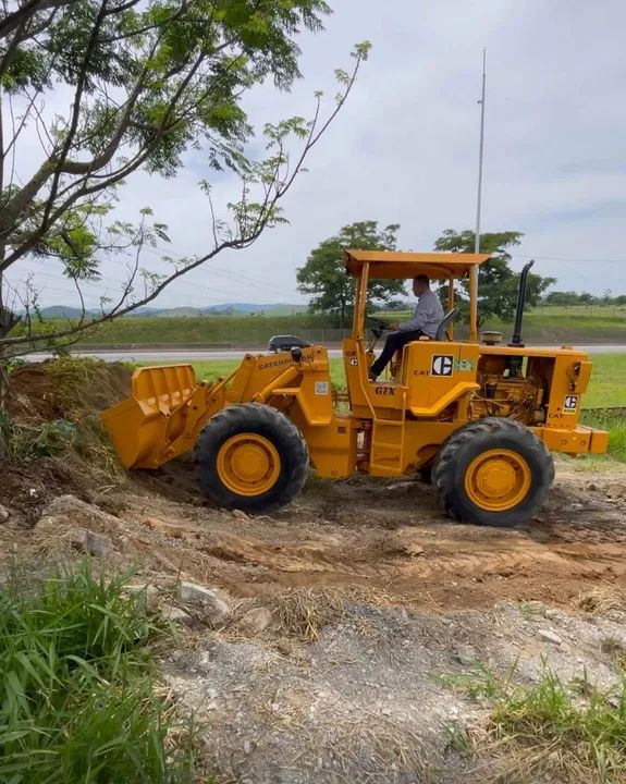 Pá carregadeira Caterpillar 930  - Foto 3