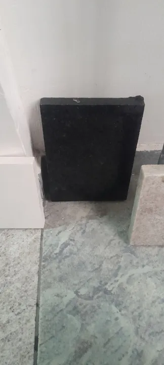 Azulejo de Granito Preto 4 peças