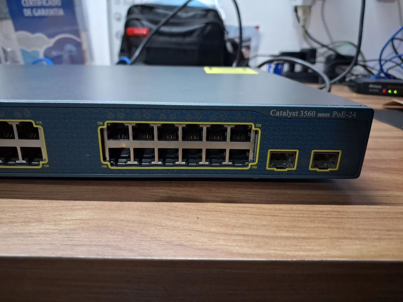 Switch de Rede Cisco Catalyst 3560 PoE 24 portas64842073776001123