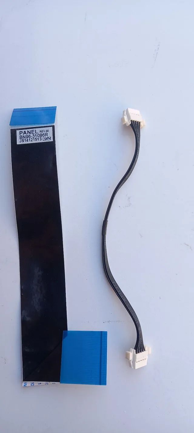 Cabo Flet e cabo conexão fonte.