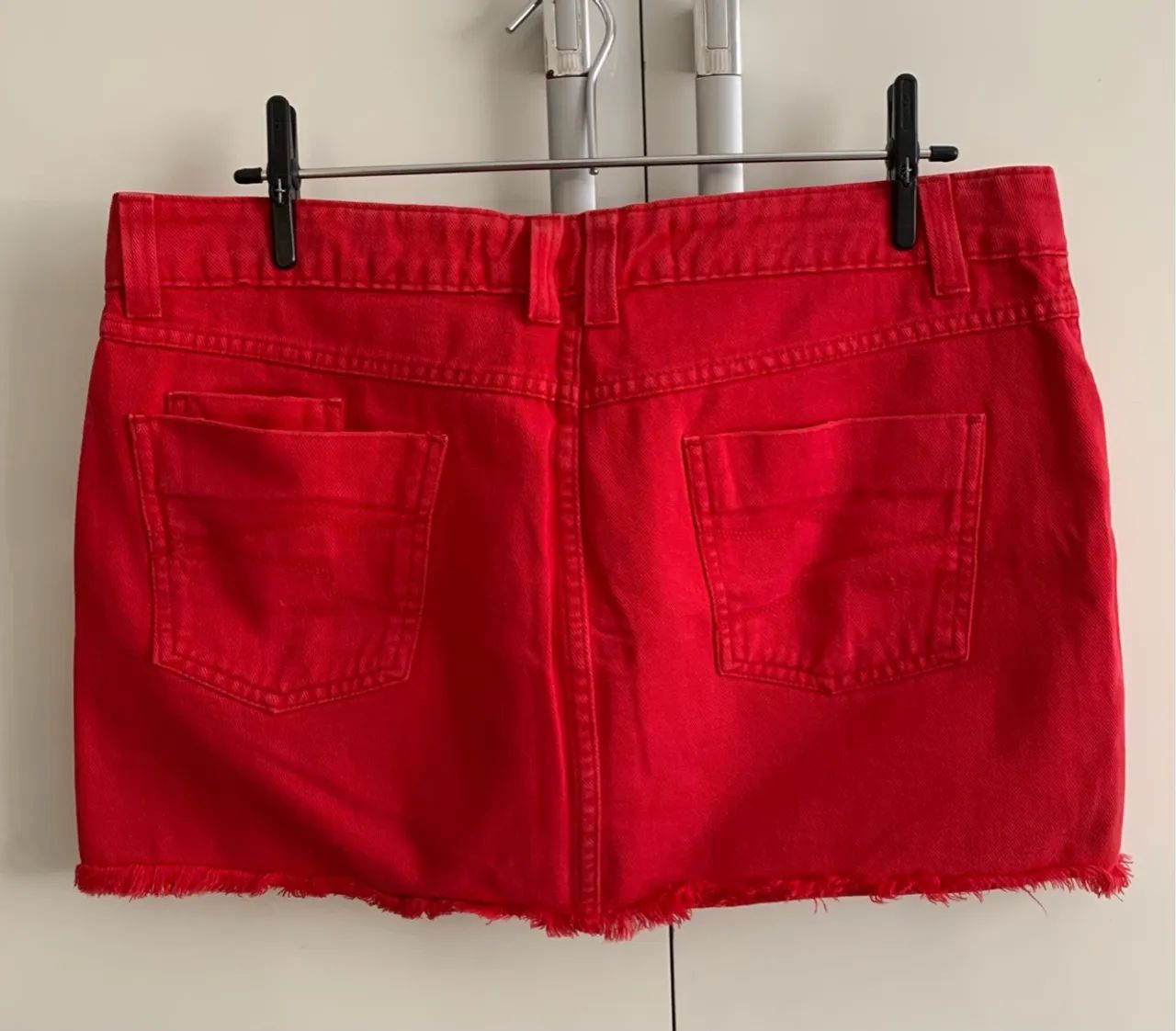 (TAM: 42) SAIA JEANS VERMELHA  - Foto 3