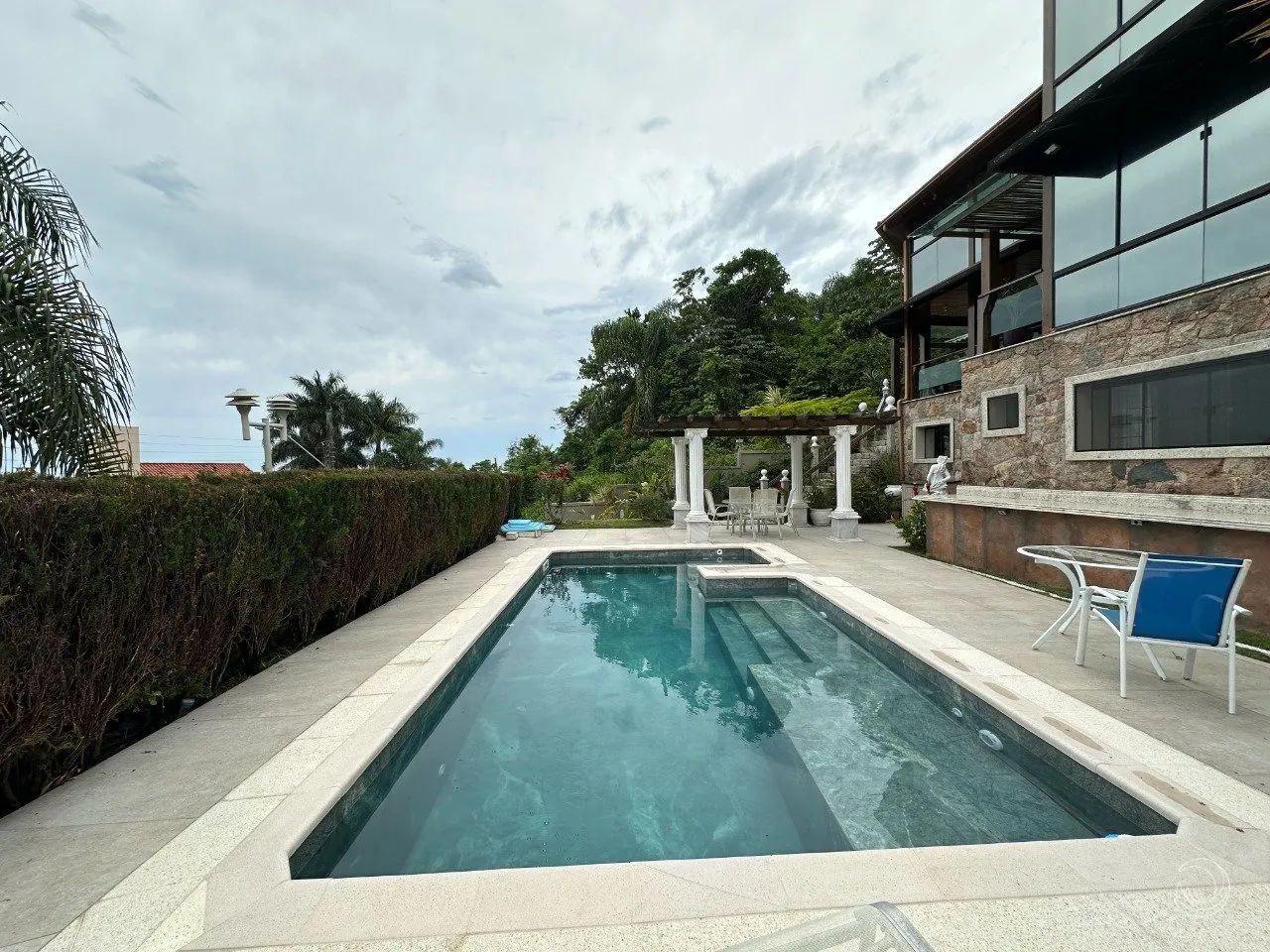 Casa com 4 suítes no bairro Praia Brava, Florianópolis - Foto 5