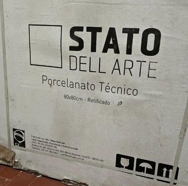 Porcelanato Luminositá Neo Onix polido 80×80cm