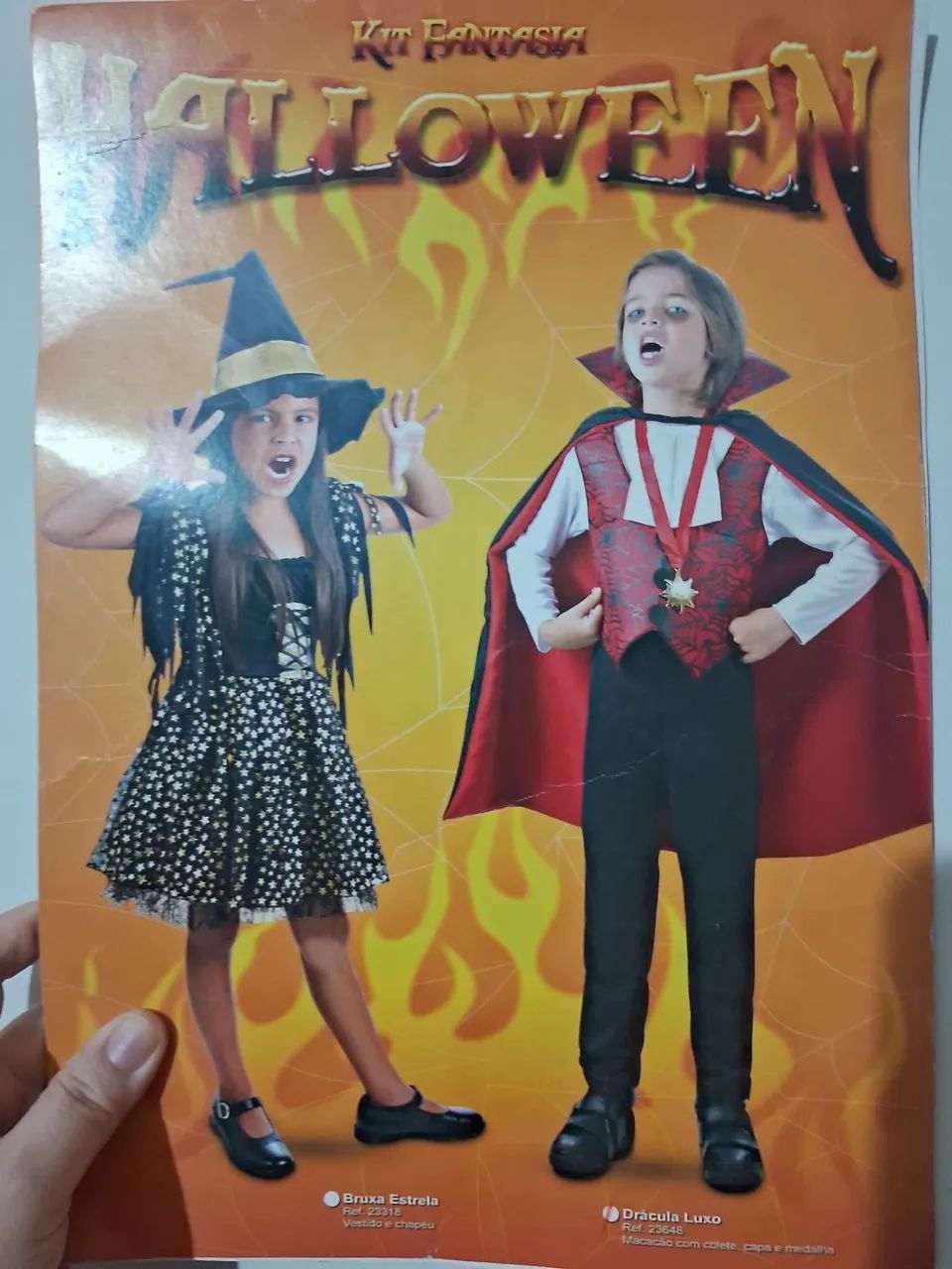 Fantasia Conde Drácula Luxo Infantil (tamanho M - 06 a 08 anos) com macacão + capa