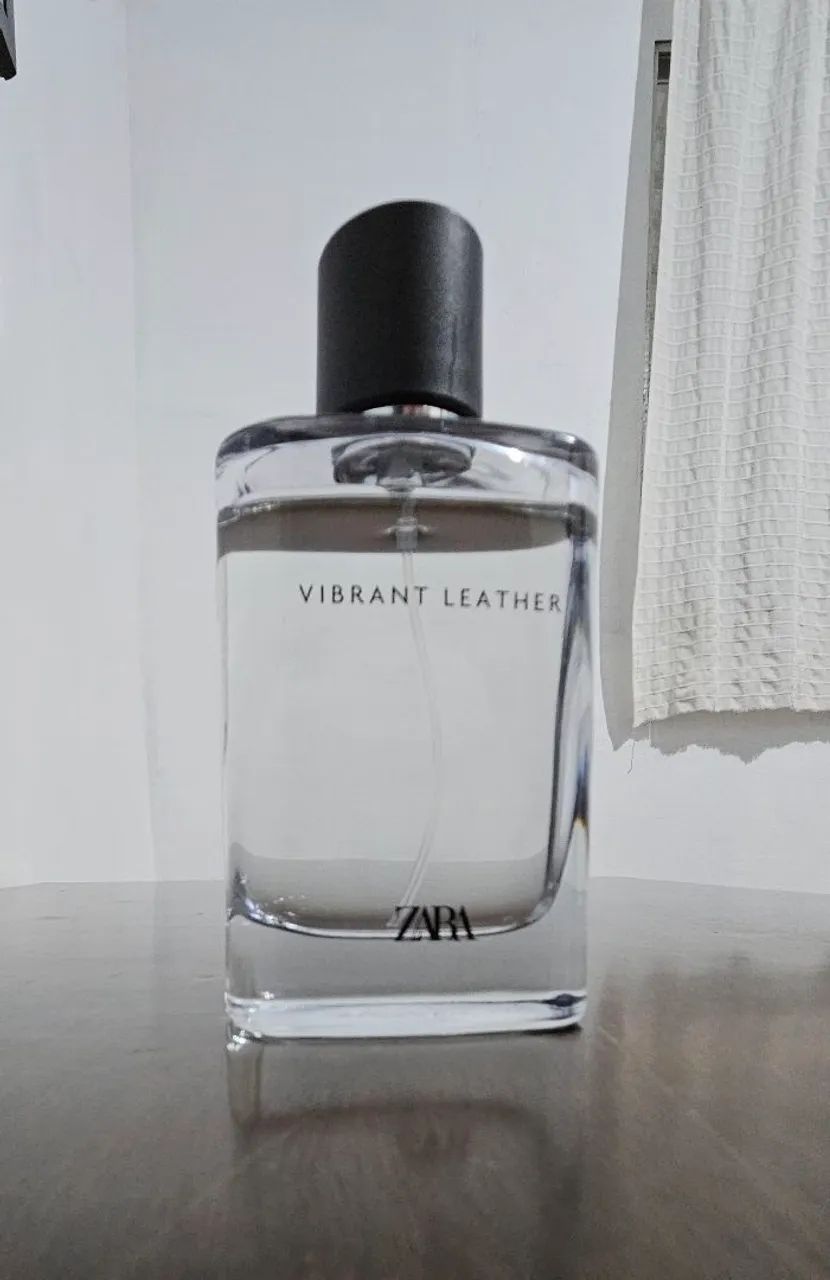 Perfume Zara vibrant leather